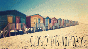 closed-for-holidays-summer-beach-cerrado-por-vacaciones-verano-playa